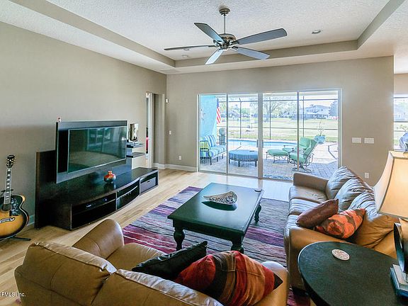5th image of 4960 Blackhawk Dr