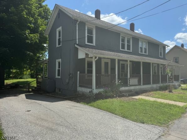 57 Sterling Pkwy