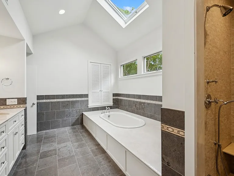 7 Pond Park Pl — Photo 8