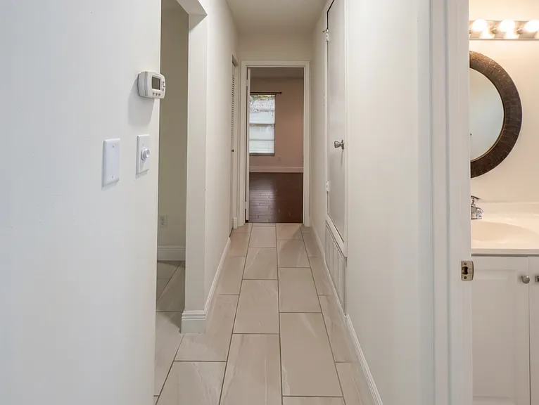 10849 Wheaton Ct — Photo 5
