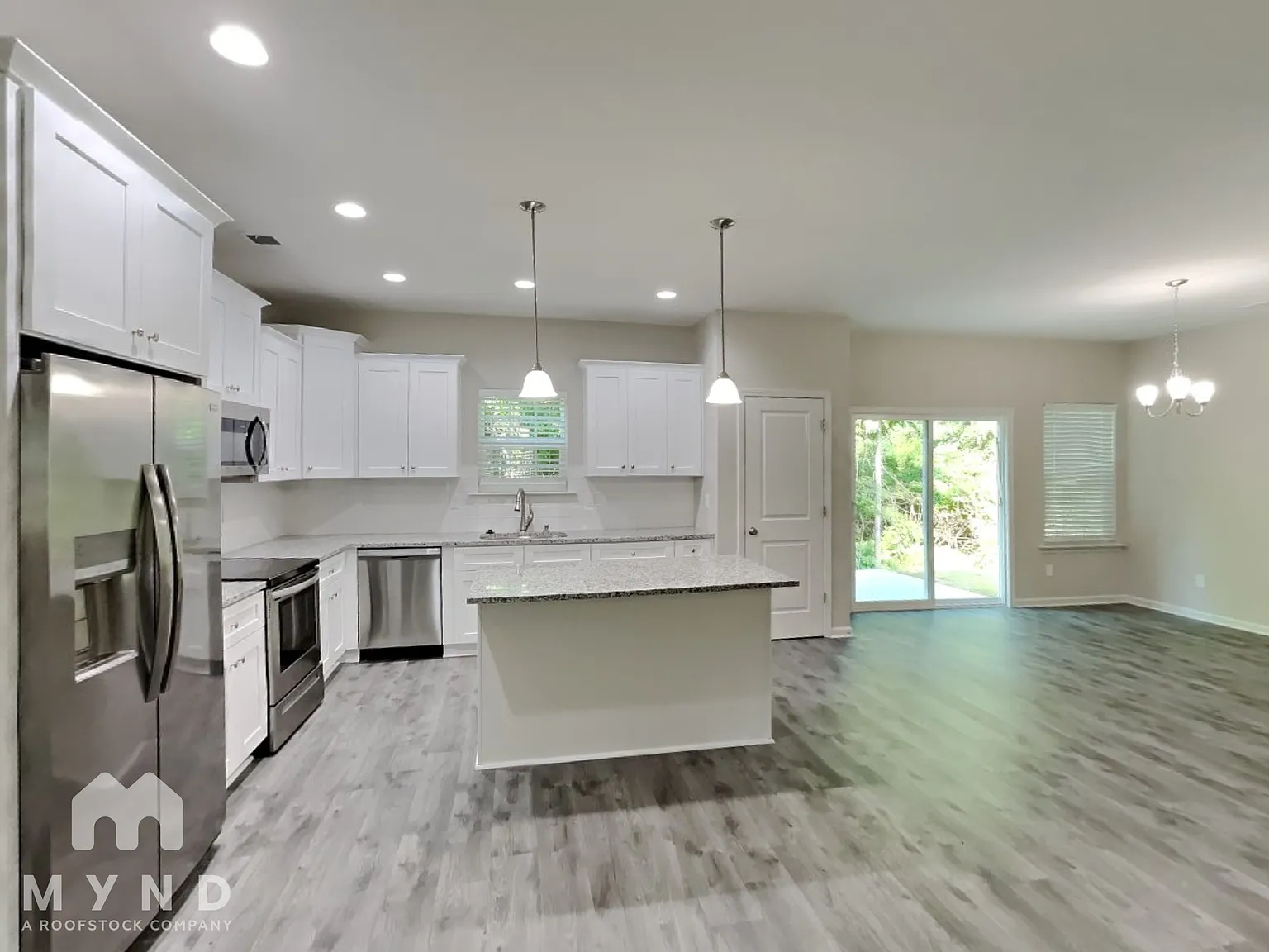 4 bed, 2.5 bath, 1865 sqft, $2,235 — Photo 2