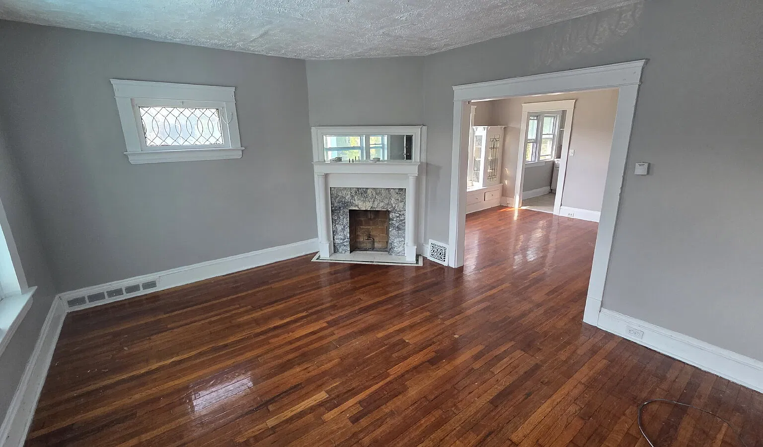 2 bed, 1.0 bath, $850 — Photo 1
