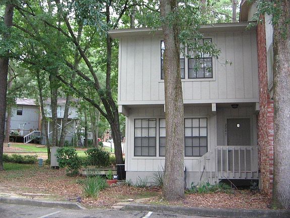 2nd image of 2247A Shady Timbers Cir
