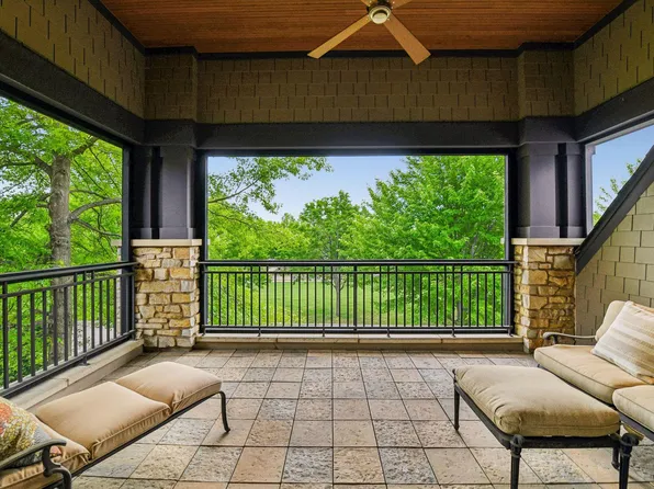 2224 Portico Grn, Wayzata, MN 55391