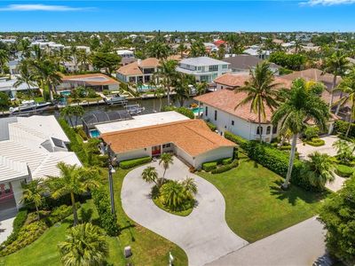 2340 Snook DR, Naples, FL, 34102