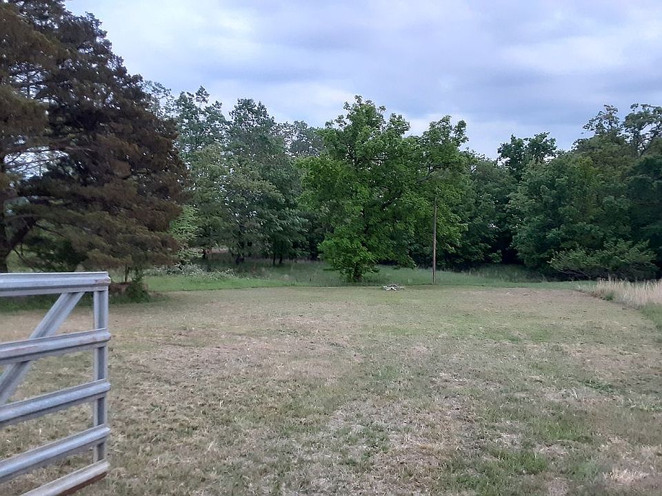 2nd image of 2934 W Shady Ln