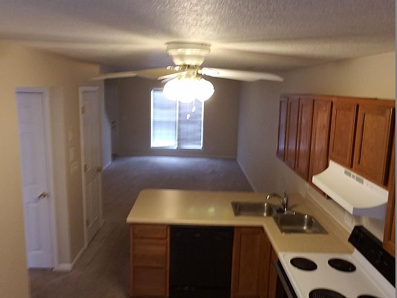 5th image of 1912 Salter Pl