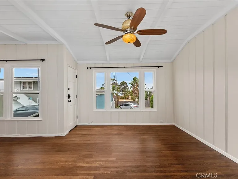 31726 Virginia Way — Photo 7