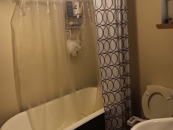 5th image of 231 Clendenan Ave #1