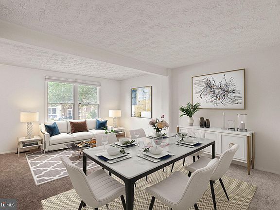 4th image of 2020 Brooks Square Pl