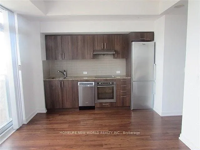 Building Photo - 255 Village Green Sq #2908