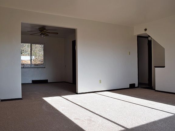 4th image of 1808 Parkline Dr
