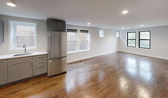 3rd image of 4217 Blaine Ave #A