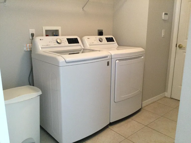 Large Utility / Laundry room