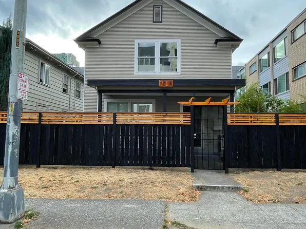 5015 15th Ave NE, Seattle, WA 98105