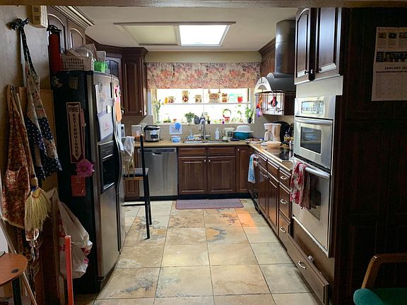 4th image of 2511 Hebron Ave