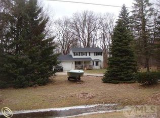 5930 Jankow Rd, Algonac, MI 48001