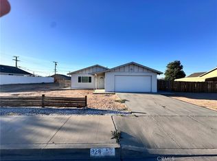 926 W Dolphin Ave, Ridgecrest, CA 93555