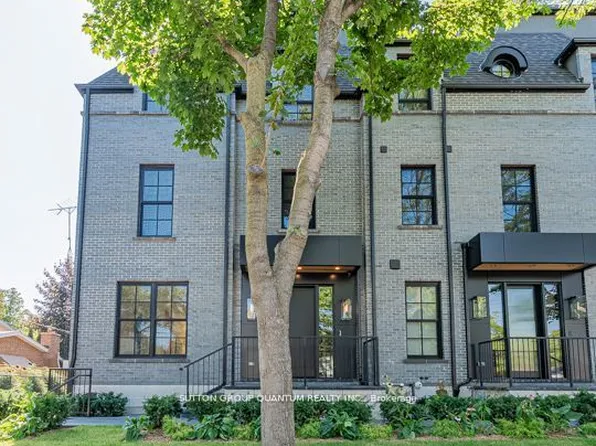 78 Trafalgar Rd, Oakville, ON L6J 3G1