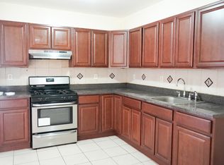 802 S 16th St FLOOR 1, Newark, NJ 07108