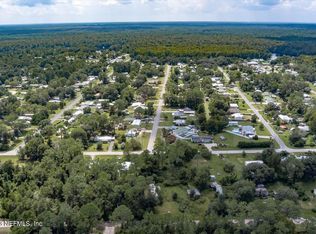 129 Palmland Ave, Satsuma, FL 32189