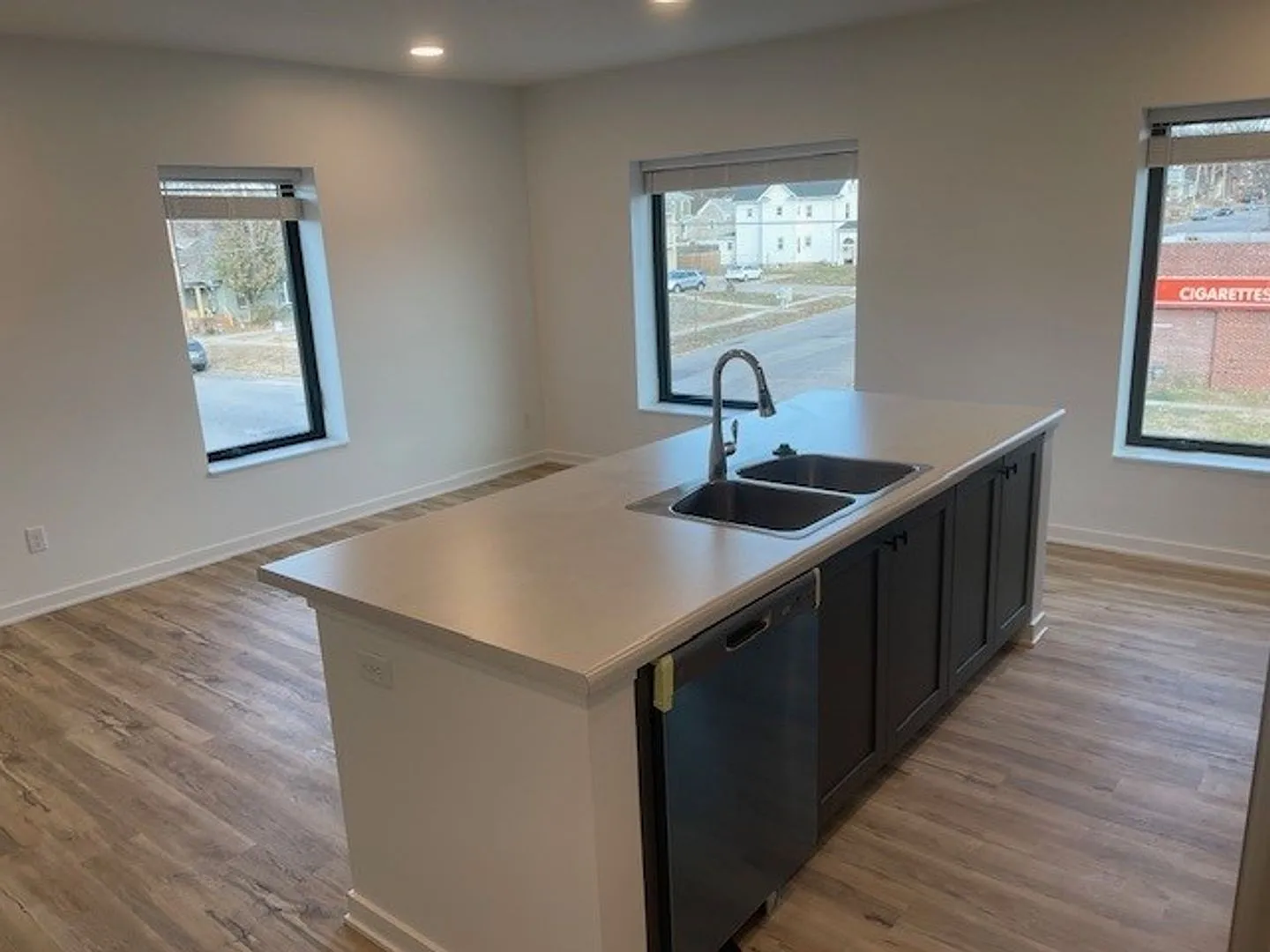 Brand New Apartments - Close to UNL/Downtown — Photo 1