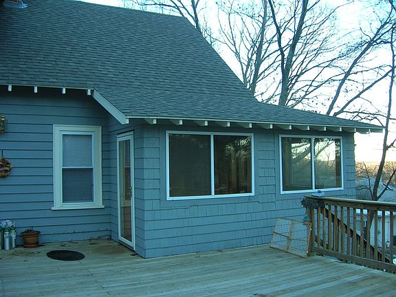 Sunroom/Side of House