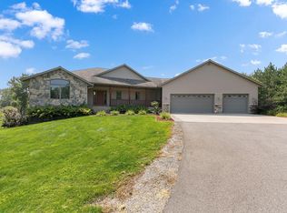 19201 Iris Rd, Little Falls, MN 56345