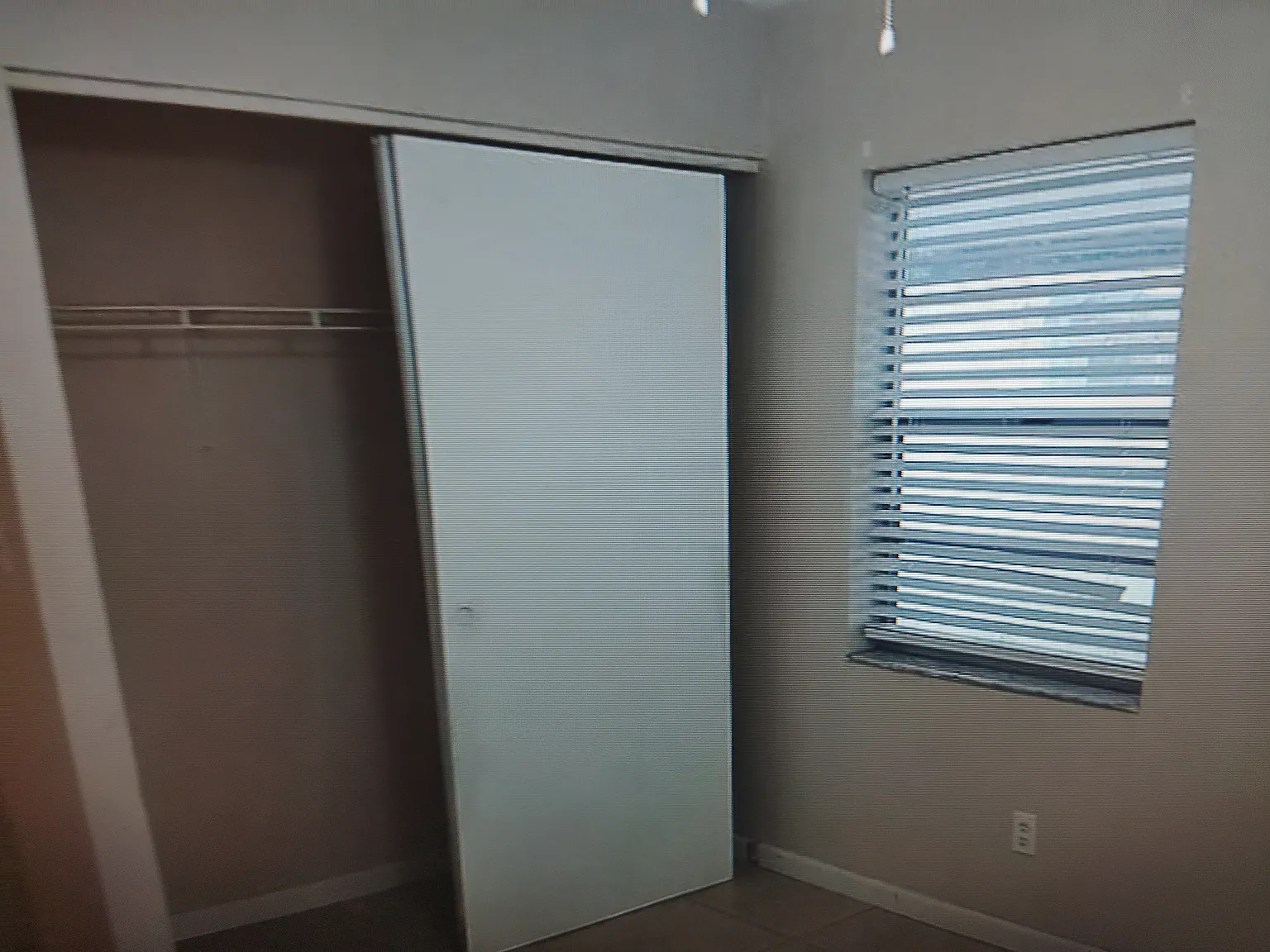 3 bed, 952 sqft, $2,300 — Photo 4