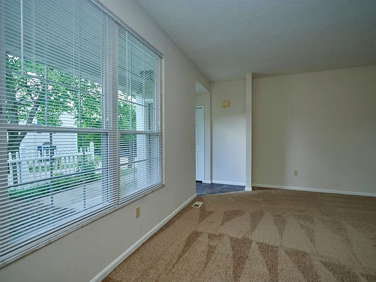 Grand Bay Apartments and Townhomes — Photo 61