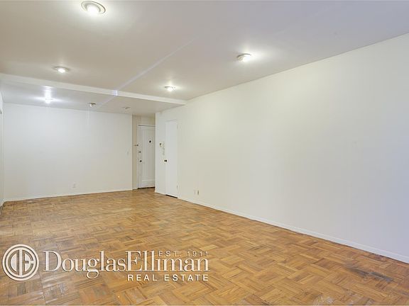4th image of 16 Stoner Ave APT 1B