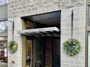 1120 34th Ave APT A, Seattle, WA 98122