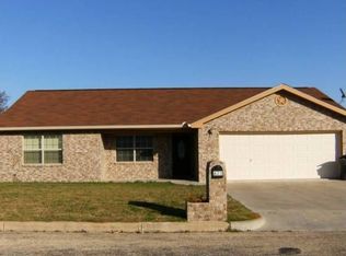 623 Dawn Ln, Fredericksburg, TX 78624