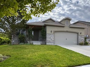 7712 N Red Oak Rd E, Eagle Mountain, UT 84005