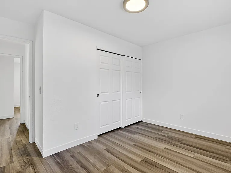 8809 N Edison St #8809 — Photo 5
