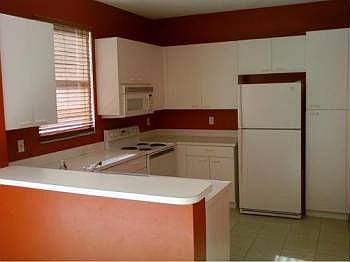 4th image of 790 NW 151st Ave
