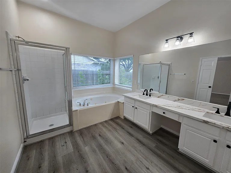 1806 Laurel Bay Dr — Photo 14