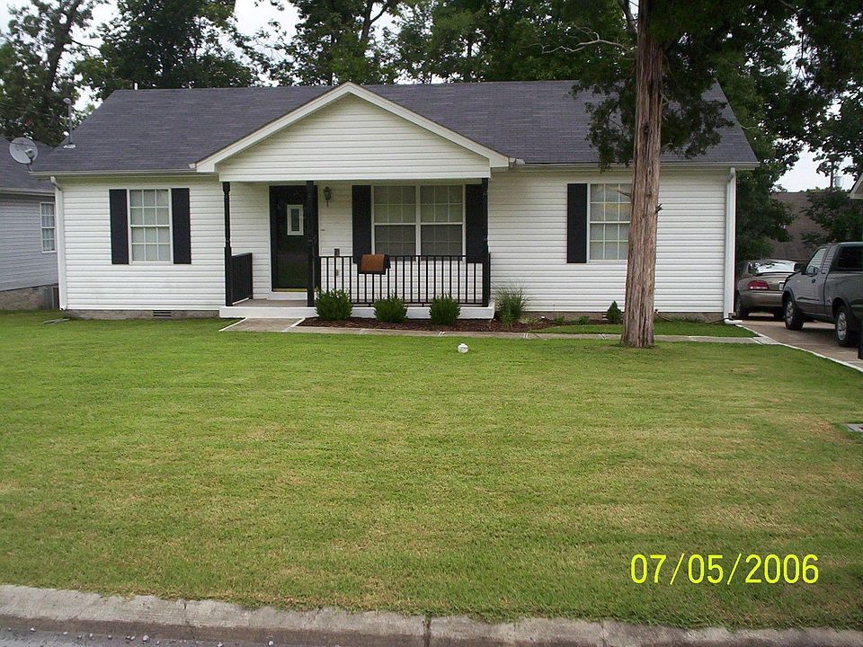 1st image of 210 Natchez Ct N