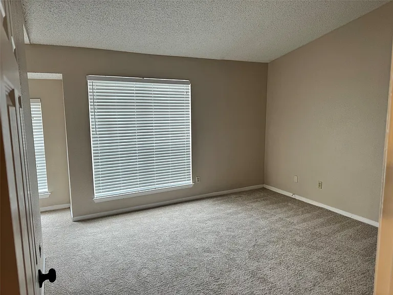 3600 Jeanetta St — Photo 8