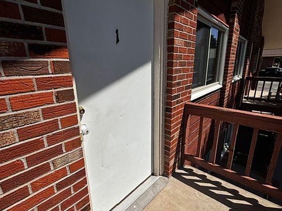 3rd image of 406 Hacker Ct APT 1