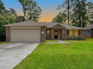 216 Deep Dale Ln, Conroe, TX 77304