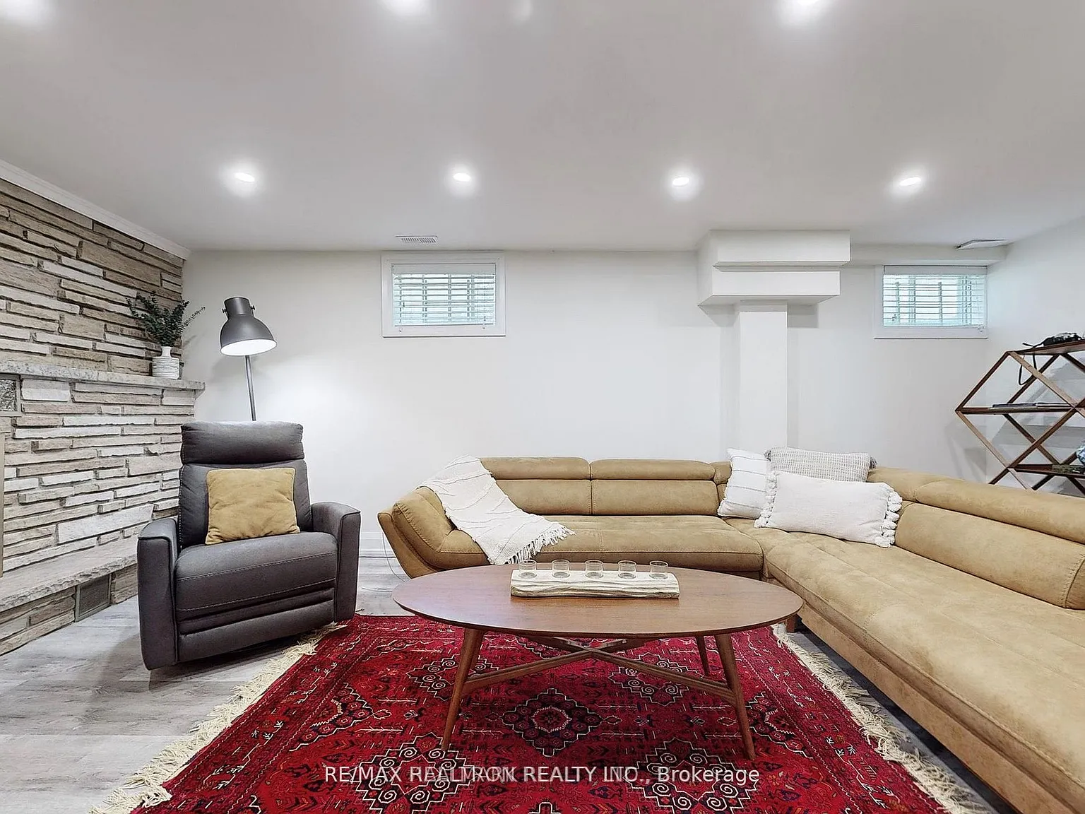 1 bed, $1,600 — Photo 2