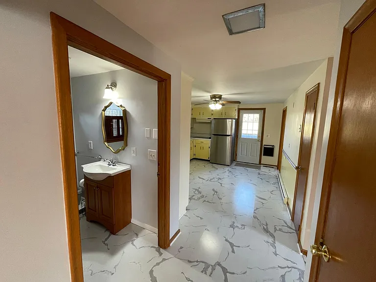 46 Glendale Dr — Photo 24