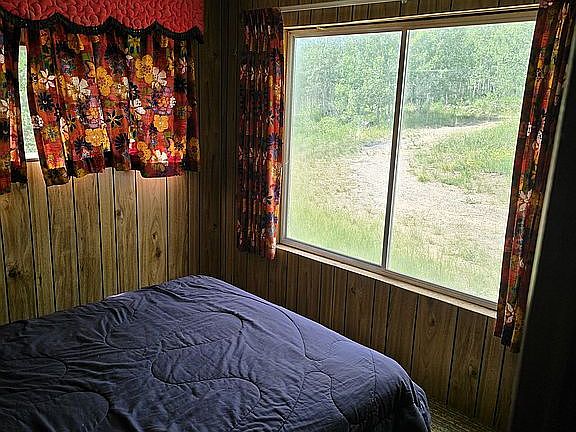 4th image of 95 Gooseberry Canyons Rd