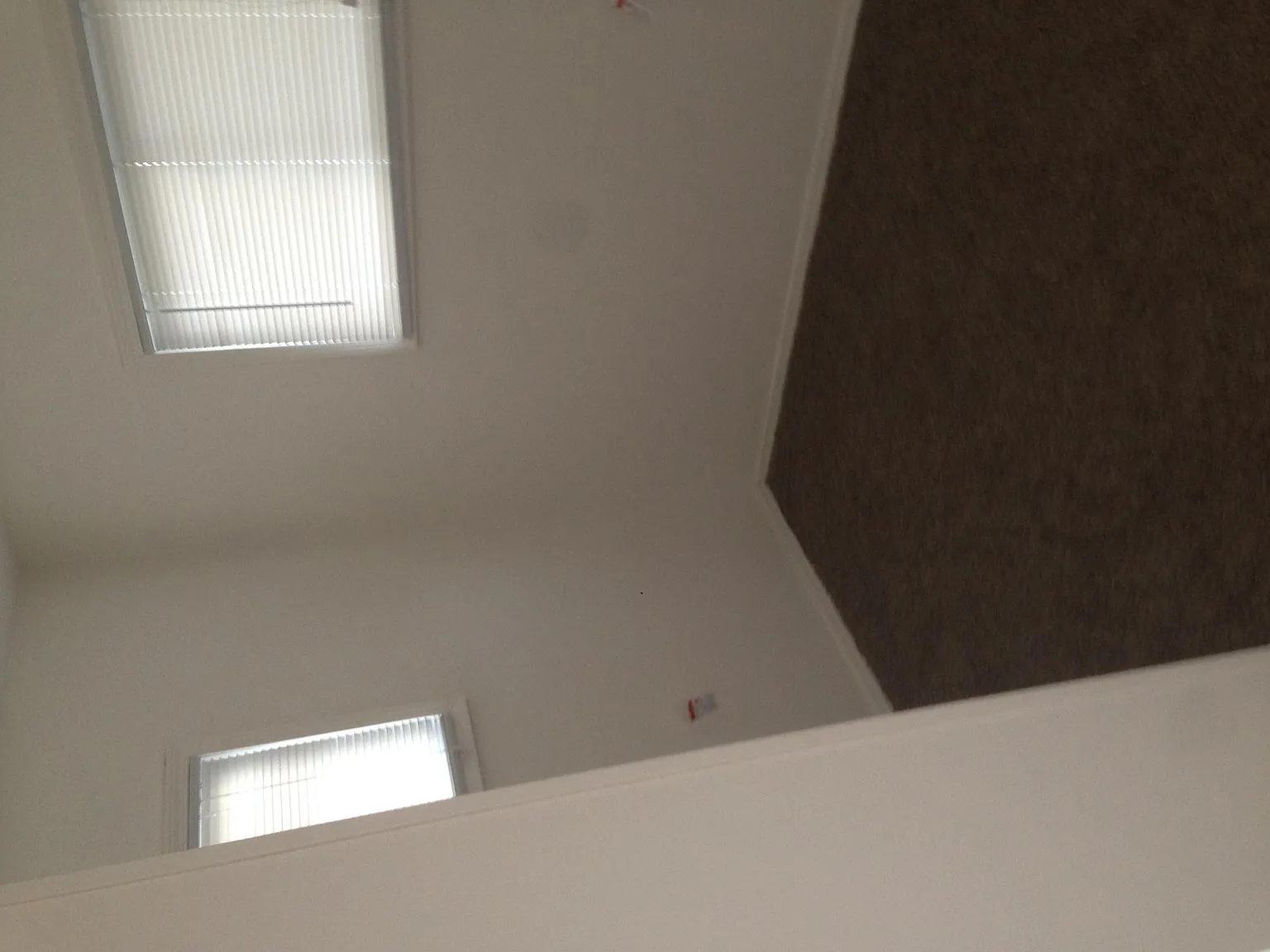 3 bed, 732 sqft, $850 — Photo 3