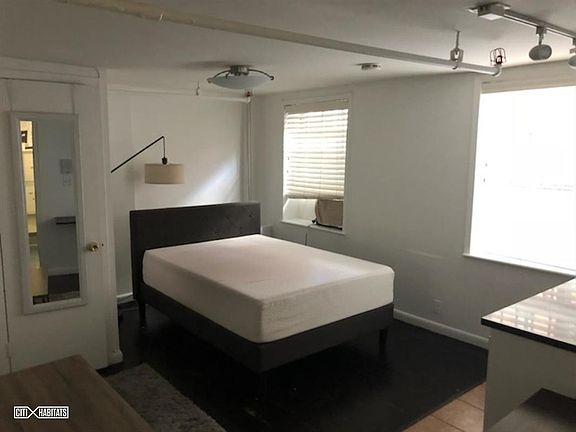 5th image of 310 W 20th St APT A1