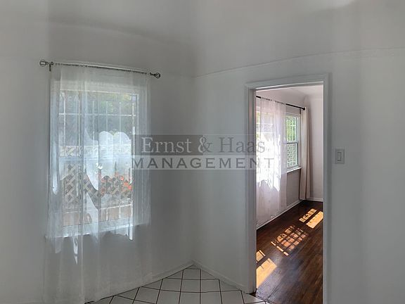 4th image of 206 Saint Joseph Ave