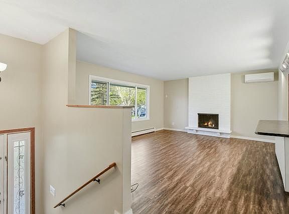 2nd image of 11429 Valley Ct