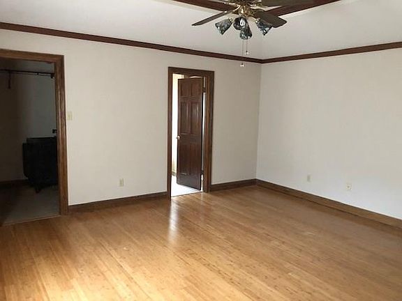 5th image of 804 Radiance St