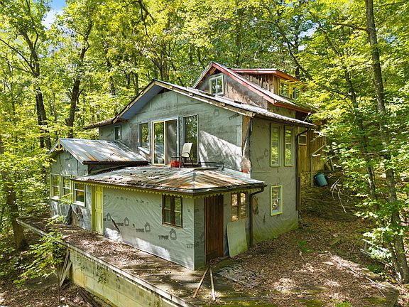 4th image of 200 Lacy Rd